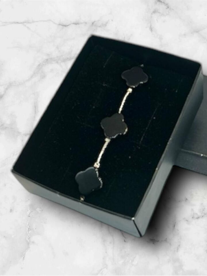 Anka Mücevherat Van Cleef Bileklik, Yonca Van Cleef Bileklik, Van Cleef Bileklik